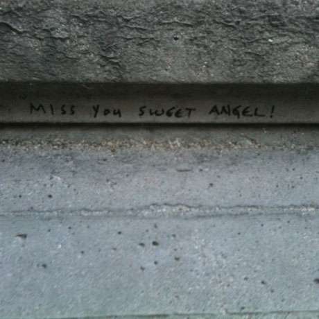 Michael Jackson Tomb Tomb Vandalized - Sweet Angel